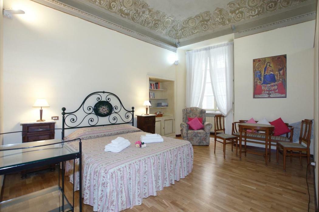 مبيت وإفطار سيينا Residenza D'Epoca Montanini المظهر الخارجي الصورة